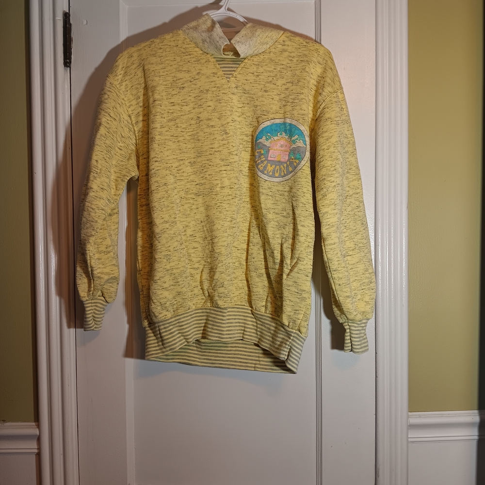 Lemonade Stand Yellow V-Neck Sweater Vintage
